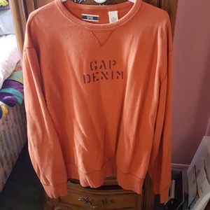 Pull over sweatshirt